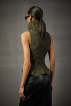 Carica l&#39;immagine nel visualizzatore di Gallery, Top in Maglia
