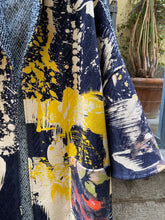 Carica l&#39;immagine nel visualizzatore di Gallery, Cappotto stampato over size
