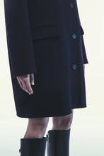 Carica l'immagine nel visualizzatore di Gallery, Cappotto corto
