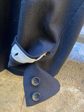 Carica l'immagine nel visualizzatore di Gallery, Giacca avvitata
