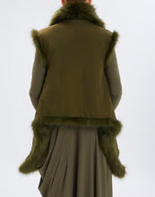 Carica l&#39;immagine nel visualizzatore di Gallery, Gilet in ecopelle e Nylon
