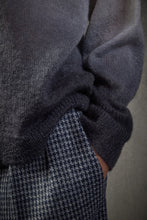 Carica l&#39;immagine nel visualizzatore di Gallery, Maglia Mohair Sfumata
