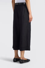 Carica l'immagine nel visualizzatore di Gallery, PANTALONE CROP
