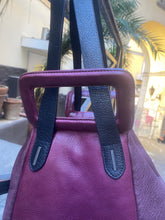 Carica l&#39;immagine nel visualizzatore di Gallery, Zaino in Pelle
