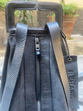 Carica l&#39;immagine nel visualizzatore di Gallery, Zaino in Pelle
